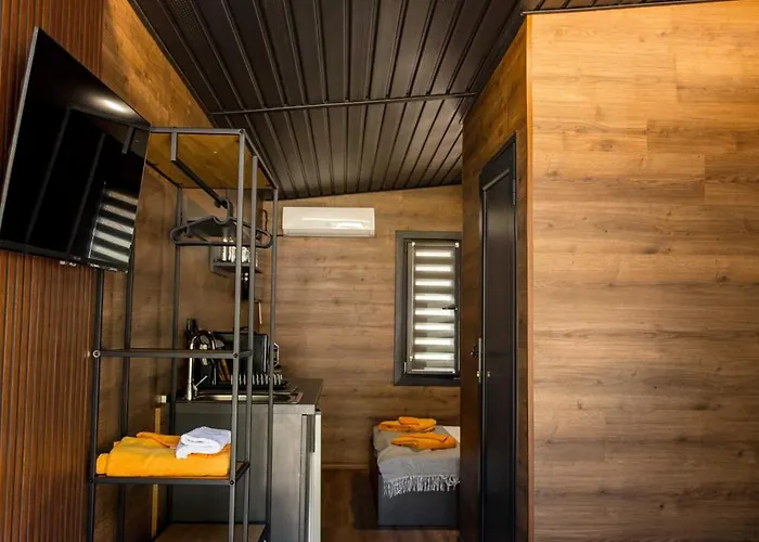 Kamp alanı Albatross Family Nest Breeze